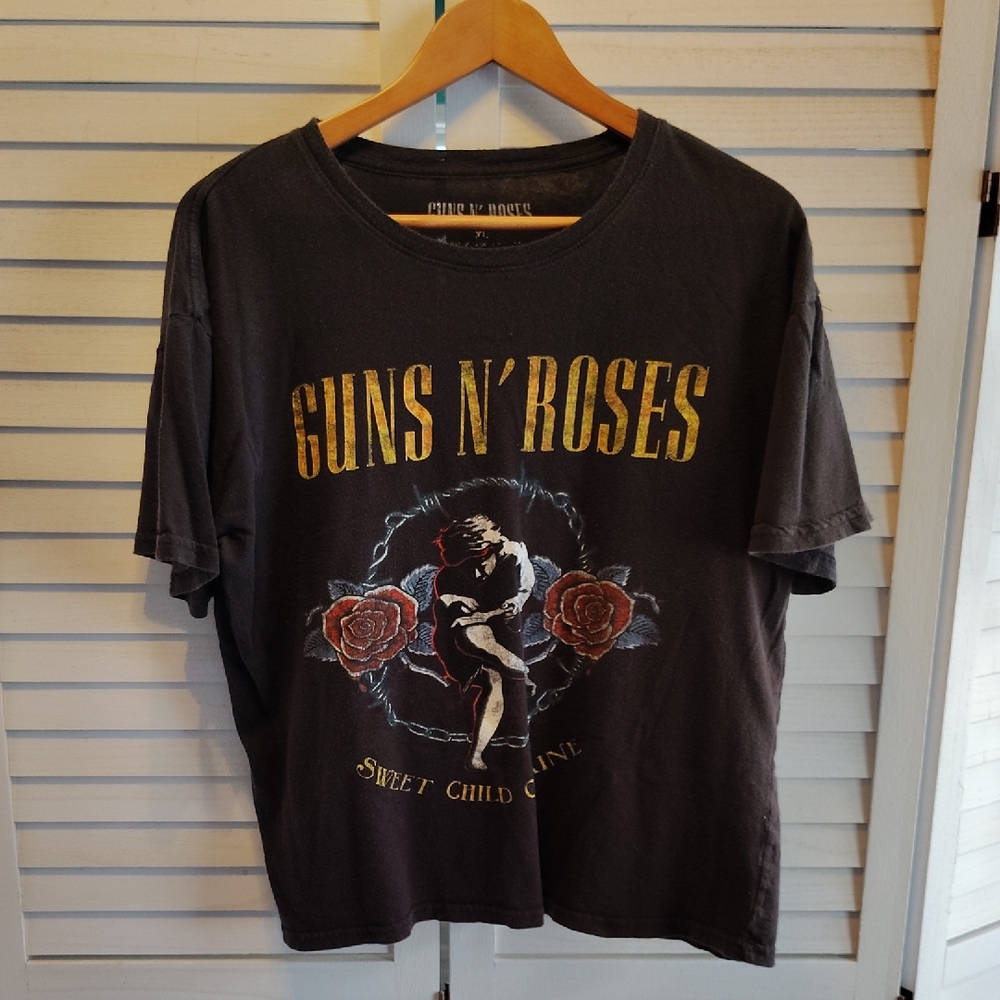 Guns & Roses Black Graphic T-Shirt